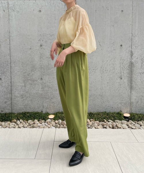 select MOCA by misato（セレクトモカバイミサト）の「フロントタックストレートワイドパンツ（スラックス・レディース・カーキ/ブルー/アイボリー・FREE）」の8枚目の写真
