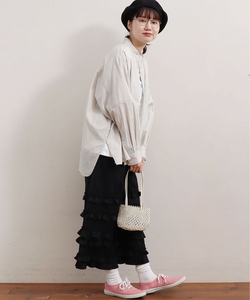fig Ｌondon（フィグロンドン）の「Franklin　shirt（シャツ/ブラウス・レディース・ホワイト×ブラック/ホワイト×ブルー・FREE）」の9枚目の写真