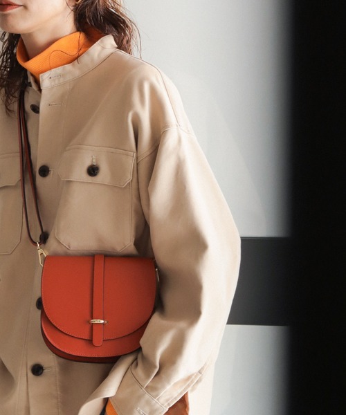 NOMBRE IMPAIR(ノンブルアンペール)の「【Marant】レザーミニポシェット(ショルダーバッグ・レディース・グレー/イエロー/オレンジ/グリーン/ブラック・FREE)」の5枚目の写真