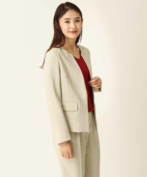 a.v.v(アーヴェヴェ)の「【洗える/セットアップ対応】麻調ツイルキーネックジャケット(ノーカラージャケット・レディース・ネイビー/ベージュ・36/38/40/42/34)」の13枚目の写真