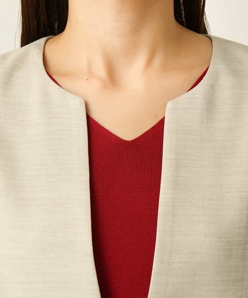 a.v.v(アーヴェヴェ)の「【洗える/セットアップ対応】麻調ツイルキーネックジャケット(ノーカラージャケット・レディース・ネイビー/ベージュ・36/38/40/42/34)」の10枚目の写真