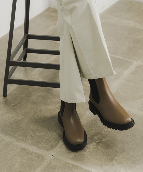 URBAN RESEARCH(アーバンリサーチ)の「サイドゴアブーツ(ブーツ・レディース・ブラック/キャメル・38/39/37)」の18枚目の写真