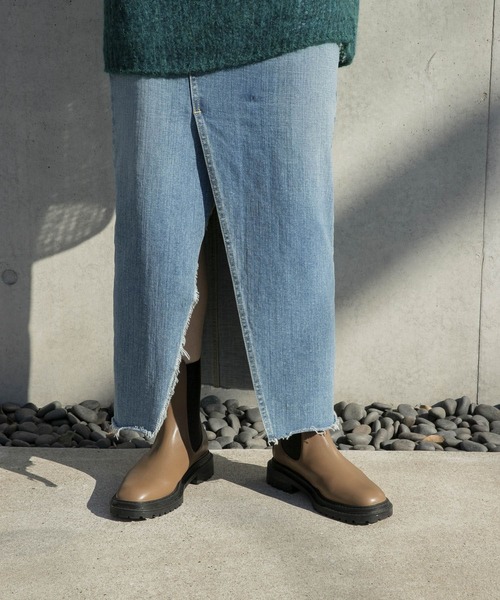 URBAN RESEARCH(アーバンリサーチ)の「サイドゴアブーツ(ブーツ・レディース・ブラック/キャメル・38/39/37)」の4枚目の写真