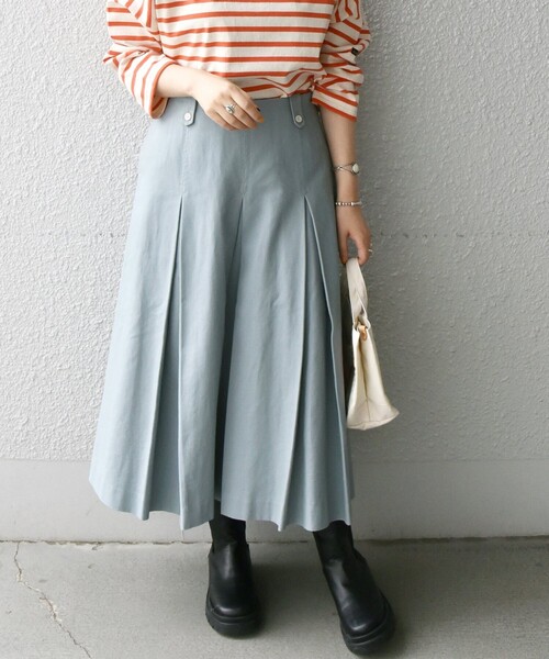 SHIPS any（シップス エニィ）の「SHIPS any:〈ウォッシャブル〉モールスキン ボックス タック スカート◇（スカート・レディース・ライトブルー/ネイビー/オレンジ・ONE SIZE）」の2枚目の写真