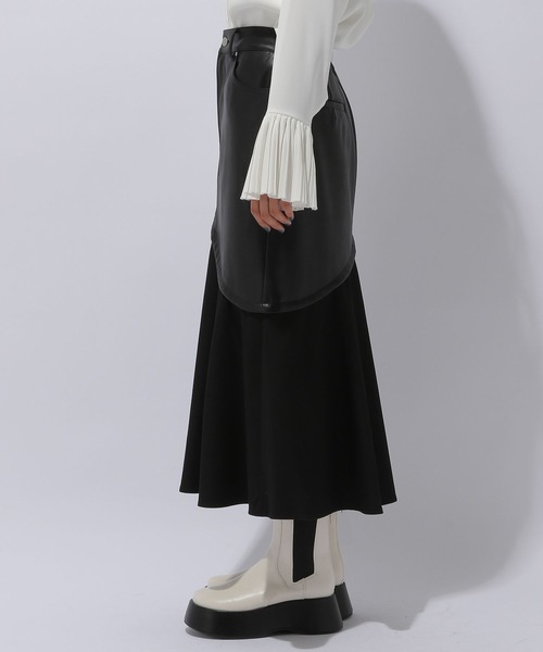 HARE（ハレ）の「フェイクレザーキリカエスカート(HARE