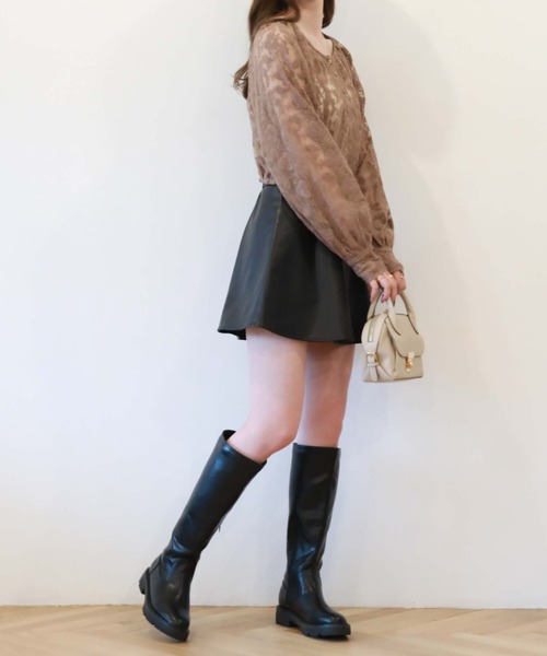 archives(アルシーヴ)の「ボリュームギャザーチュールブラウス(シャツ/ブラウス・レディース・ブラック/ブルー/アイボリー/モカ・MEDIUM)」の12枚目の写真