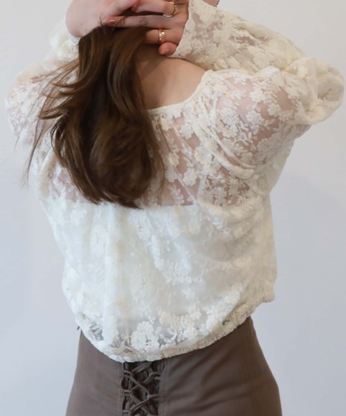 archives(アルシーヴ)の「ボリュームギャザーチュールブラウス(シャツ/ブラウス・レディース・ブラック/ブルー/アイボリー/モカ・MEDIUM)」の16枚目の写真