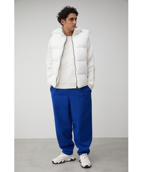 AZUL by moussy（アズールバイマウジー）の「OWEN STRETCH PADDING VEST/オーエンストレッチパディングベスト（ダウンベスト・メンズ・ブラック/ホワイト/ベージュ・MEDIUM/LARGE/SMALL）」の10枚目の写真