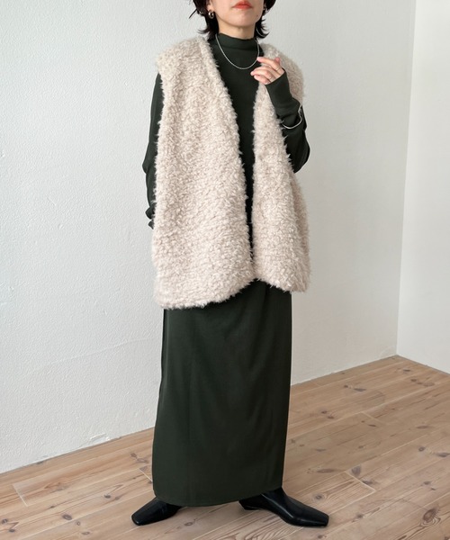 wee9s(ウィークス)の「2way rib one piece / 前後2wayリブワンピース(ワンピース・レディース・アイボリー/ブラック/カーキ/ブラウン・FREE)」の4枚目の写真
