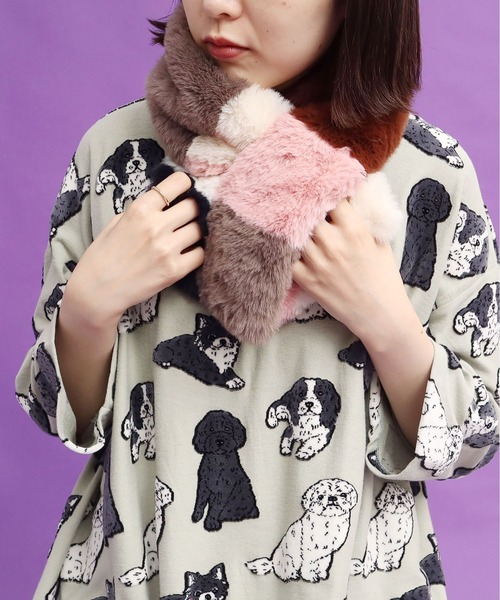 didizizi（ディディジジ）の「マルチカラーファーティペット（マフラー・レディース・パープル/ブラウン/グレー・FREE）」の12枚目の写真