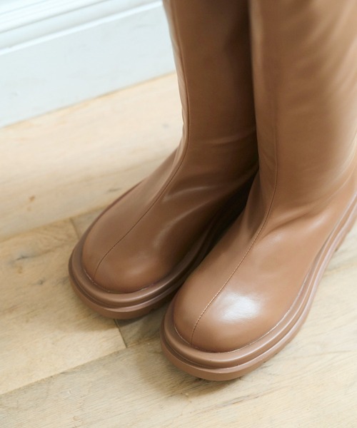 OLIVE des OLIVE（オリーブデオリーブ）の「ニーハイタンク底ブーツ（ブーツ・レディース・キャメル/ブラック・SMALL/MEDIUM/LARGE）」の13枚目の写真