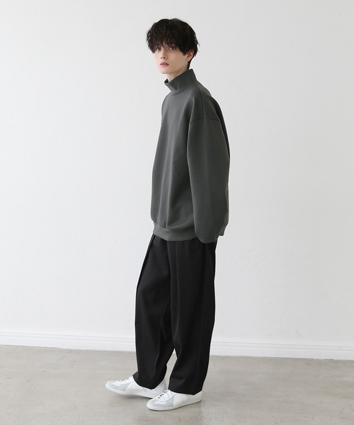 LILL（リル）の「ヘビーポンチハイネック長袖プルオーバー（スウェット・メンズ・チャコール/ホワイト/ワイン/ネイビー/ブラック/ブラウン/ブルーグレー・S/M/L/XL）」の22枚目の写真