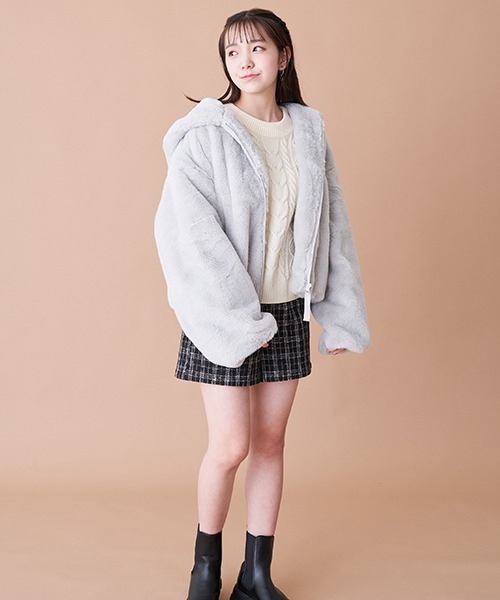 LOVETOXIC(ラブトキシック)の「前釦ハイウェストショートパンツ(その他パンツ・キッズ・ブラック/オフホワイト/ベージュ/マルチ/ライトベージュ・SS/S/M/L)」の12枚目の写真