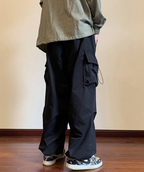 MGV(エムジーヴィー)の「サイドポケットバルーンカーゴパンツ(カーゴパンツ・メンズ・レッド/ブラック/グレー・MEDIUM/LARGE/X-LARGE)」の21枚目の写真