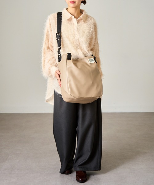 セール】【FREDRIK PACKERS】EC限定 A4ファイル収納可能！MISSION TOTE