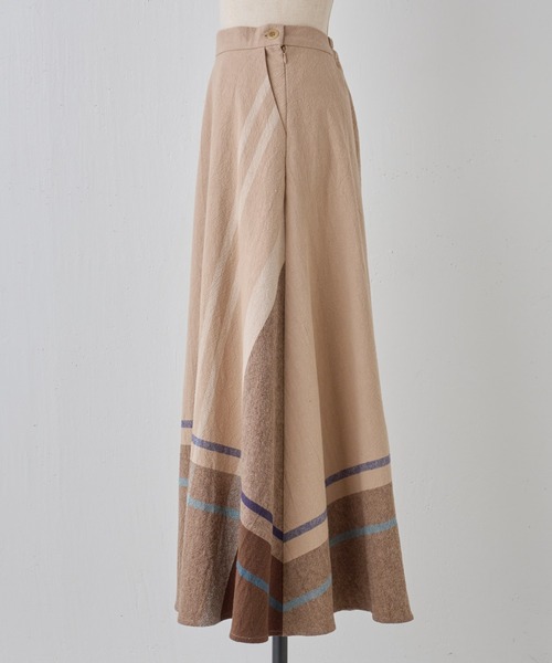 BEARDSLEY（ビアズリー）の「ビッグチェックフレアスカート：低身長・高身長・2サイズ展開（スカート・レディース・ネイビー/サンドベージュ・S/M）」の9枚目の写真