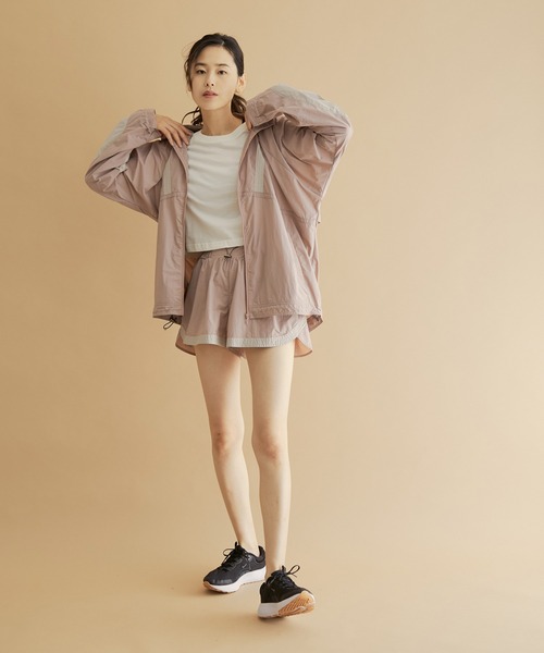 NERGY(ナージー)の「配色ウィンドブレーカー(ブルゾン・レディース・オフホワイト/ブラック/ピンク・FREE)」の12枚目の写真