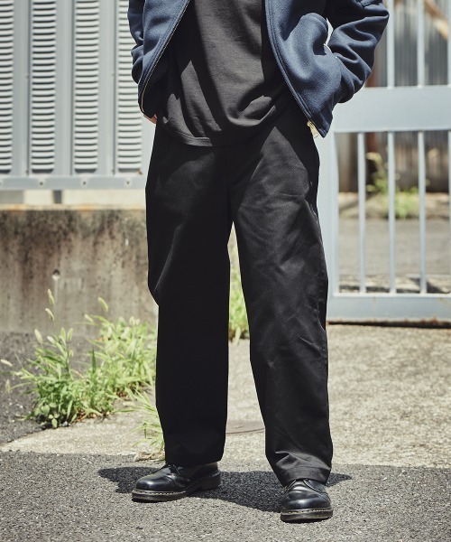 UNIVERSAL OVERALL（ユニバーサルオーバーオール）の「ワイドパンツ【WIDE PANTS】（チノパンツ・メンズ・ネイビー/ベージュ/モカ/ブラック・30/32/28/34/33）」の8枚目の写真