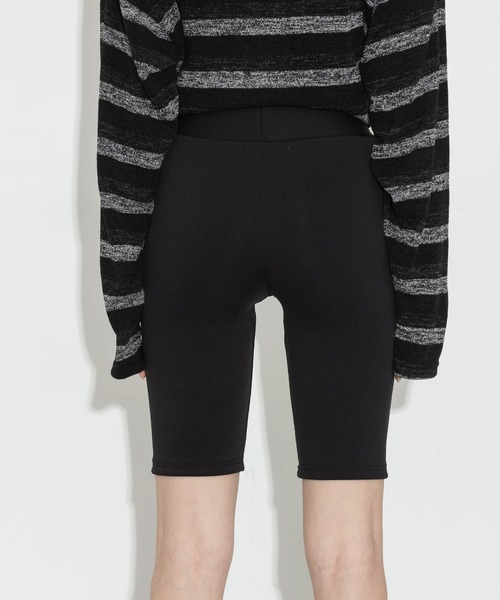 FOLLOWIN(フォロウィン)の「ピンタックもちもちレギンスバイカーパンツ(その他パンツ・レディース・ブラック・FREE)」の21枚目の写真