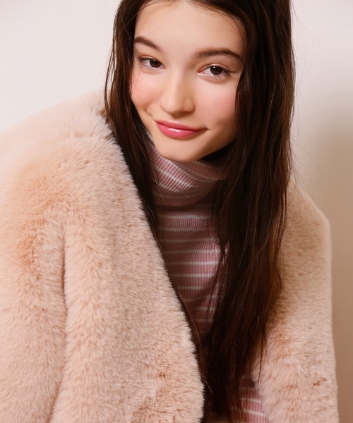 Seemi. byNICECLAUP( シーミーバイナイスクラップ)の「【Seemi】Seemi revivalショートファーコート(ノーカラーコート・レディース・ピンク/ベージュ・FREE)」の20枚目の写真