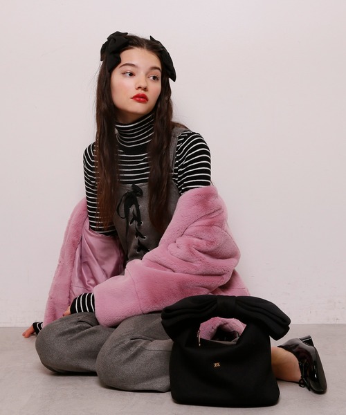 Seemi. byNICECLAUP( シーミーバイナイスクラップ)の「【Seemi】Seemi revivalショートファーコート(ノーカラーコート・レディース・ピンク/ベージュ・FREE)」の5枚目の写真