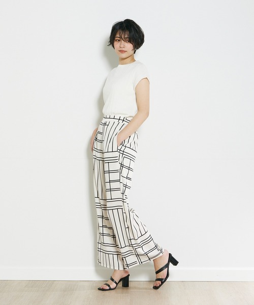 INED CLARO(イネドクラロ)の「コットンMIXフレンチスリーブニット(ニット/セーター・レディース・オフホワイト/サックスブルー/オレンジ・フリー)」の5枚目の写真