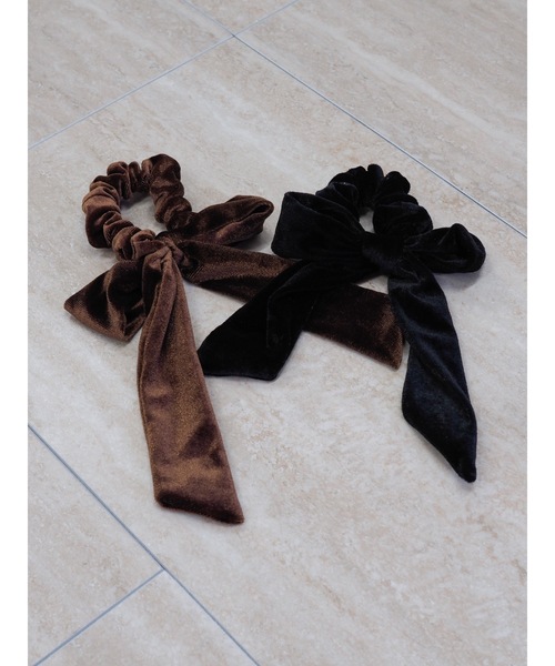 jumelle（ジュメロ）の「ベロアリボンシュシュ（シュシュ・レディース・ブラック/ブラウン・FREE）」の9枚目の写真