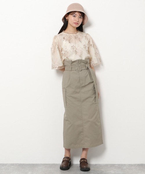 mysty woman（ミスティウーマン）の「フローラルレースシアーSS