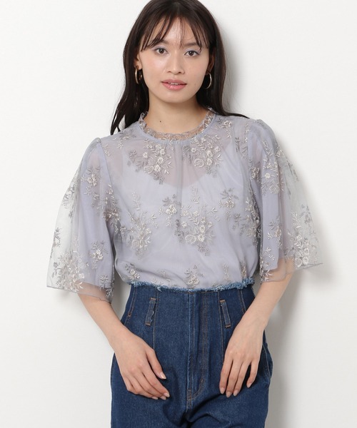 mysty woman（ミスティウーマン）の「フローラルレースシアーSSブラウス 188201（シャツ/ブラウス・レディース・オフホワイト/グレイッシュブルー/ライトベージュ/ホワイト系その他/ダークネイビー/チャコールグレー/モカ・FREE）」の22枚目の写真