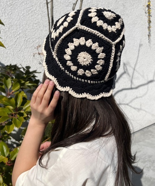 nemne store(ネンネストア)の「【nemne】クロシェ編みバケットハット(ハット・レディース・パープル/グリーン/アイボリー/ブラック・フリー)」の8枚目の写真