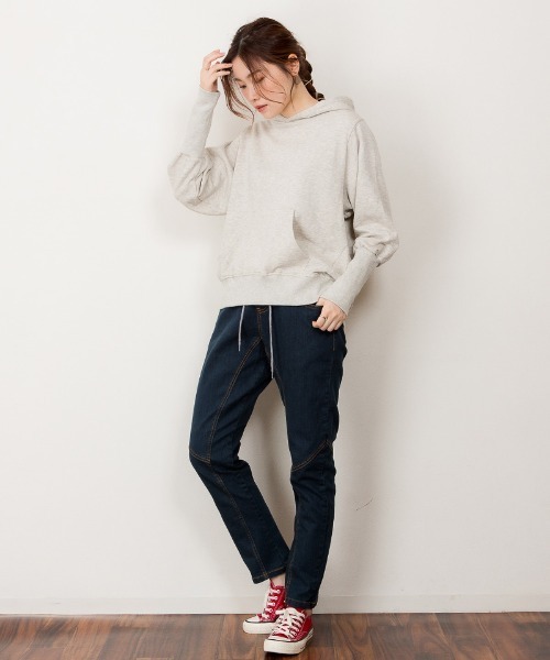 atONE(アットワン)の「atONE ウエストリブデニムサルエルパンツ(デニムパンツ・レディース・ブルー/ワンウォッシュ/ネイビー・M/3L/4L/LL/L)」の9枚目の写真