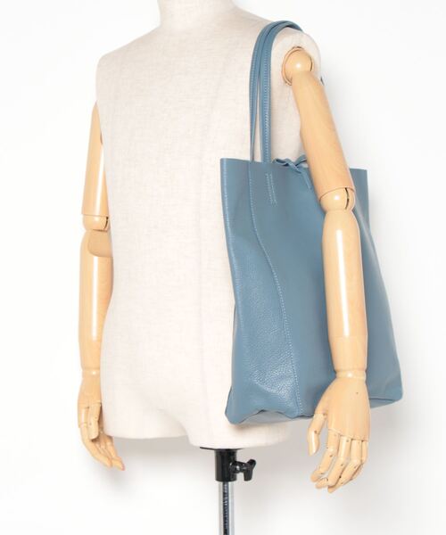 BEARDSLEY(ビアズリー)の「Hoaw./レザーTOTE(トートバッグ・レディース・ピンク/ブルー/グリーン/ベージュ・FREE)」の7枚目の写真