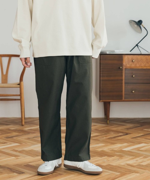 FORK&SPOON（フォークアンドスプーン）の「FORK&SPOON　1タック ベイカーパンツ（その他パンツ・メンズ・オリーブ/ブルー系その他・4/5）」の4枚目の写真