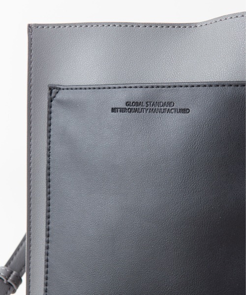 Blue Standard (ブルースタンダード)の「【BLUE STANDARD/ブルースタンダード】フロントポケットスクエアショルダーバッグ ミニショルダーバッグ(ショルダーバッグ・メンズ・グレー/ライトブラウン/ブラック・FREE)」の9枚目の写真