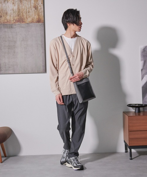 Blue Standard (ブルースタンダード)の「【BLUE STANDARD/ブルースタンダード】フロントポケットスクエアショルダーバッグ ミニショルダーバッグ(ショルダーバッグ・メンズ・グレー/ライトブラウン/ブラック・FREE)」の15枚目の写真