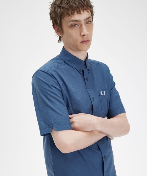 FRED PERRY（フレッドペリー）の「Oxford Shirt（シャツ/ブラウス・メンズ・ホワイト/ライトグレー/ネイビー/ブルー/グレー/オフホワイト/グリーン・S/M/L）」の7枚目の写真