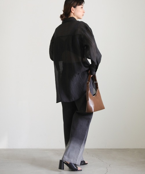 select MOCA（セレクトモカ）の「クリンクルオーバーシアーシャツ（シャツ/ブラウス・レディース・ベージュ/ホワイト/ブラック・FREE）」の5枚目の写真