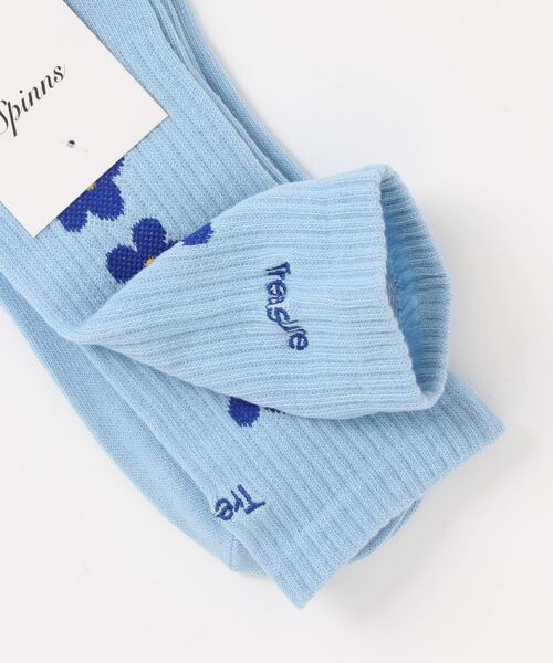 SPINNS（スピンズ）の「３連フラワーデザイン リブソックス（ソックス/靴下・レディース・ブルー/ピンク/ホワイト/イエロー・ONESIZE）」の13枚目の写真