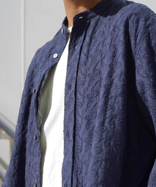 JOINT WORKS(ジョイントワークス)の「EMBROIDERY RG シャツ(シャツ/ブラウス・メンズ・アイボリー/ネイビー・MEDIUM/LARGE)」の4枚目の写真