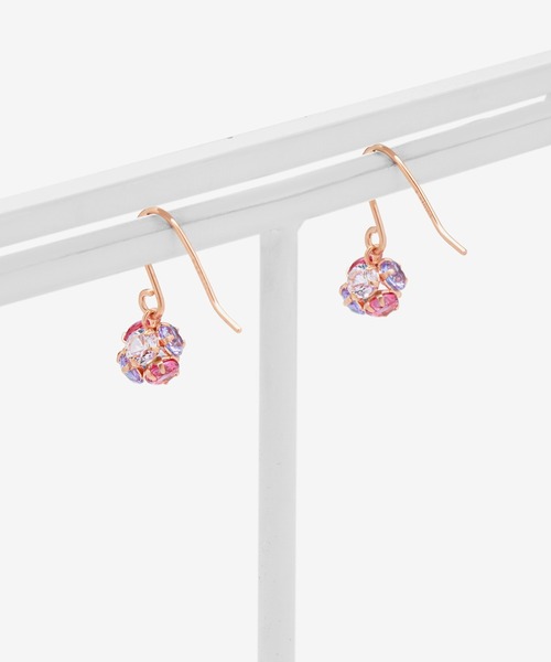 BLOOM(ブルーム)の「K10 ピンクゴールド キュービックジルコニア フック ピアス BLOOM/ブルーム(ピアス(両耳用)・レディース・ピンクゴールド・-)」の11枚目の写真