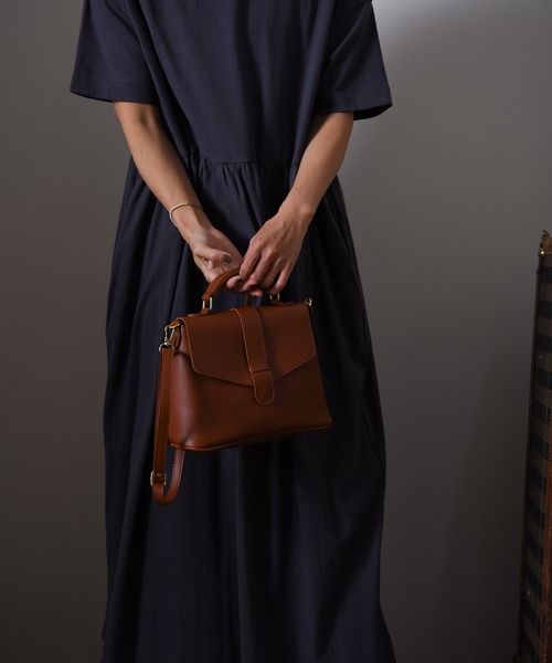 folka（フォルカ）の「3-RM   ワンハンドル ショルダー付ハンドバッグ（ショルダーバッグ・レディース・グレー/ブラック/ベージュ/ブラウン・ONE SIZE）」の14枚目の写真