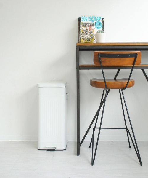 entre square(アントレスクエアー)の「bcl/Galva スクエアダストボックス 30L マットホワイト ごみ箱(ダストボックス・レディース・ホワイト・FREE)」の10枚目の写真