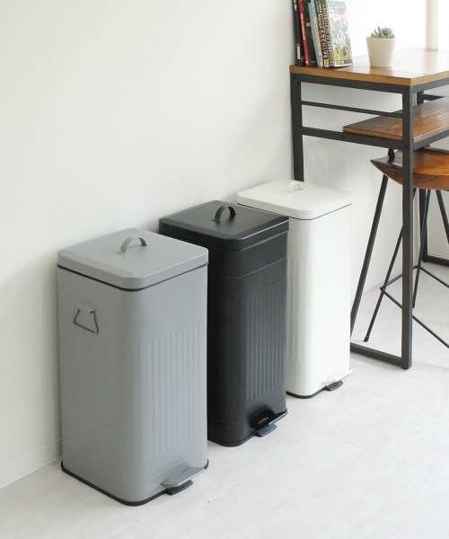 entre square(アントレスクエアー)の「bcl/Galva スクエアダストボックス 30L マットホワイト ごみ箱(ダストボックス・レディース・ホワイト・FREE)」の19枚目の写真