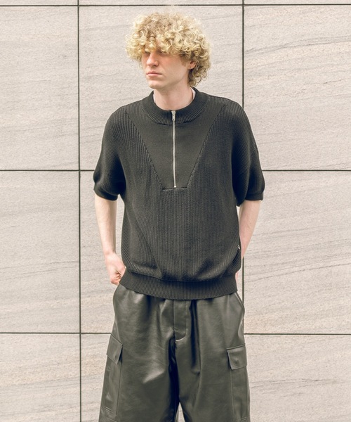 COLIN(コリン)の「COLIN:Benjamin Cotton Half Zip Knit S/S 5ゲージ コットン ハーフジップ 半袖ニット(ニット/セーター・メンズ・ネイビー/ブラック・S/M/L)」の11枚目の写真