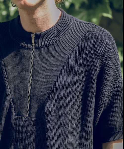 COLIN(コリン)の「COLIN:Benjamin Cotton Half Zip Knit S/S 5ゲージ コットン ハーフジップ 半袖ニット(ニット/セーター・メンズ・ネイビー/ブラック・S/M/L)」の8枚目の写真