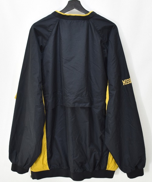 NIKE(ナイキ)の「【ヴィンテージ古着】Y2K NIKE/ナイキ MISSOURI TIGERS ナイロンプルオーバー ジャケット(ナイロンジャケット・メンズ・ブラック・XX-LARGE)」の6枚目の写真