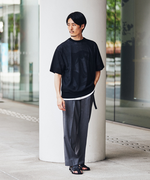 EDIFICE(エディフィス)の「16ゲージ コットンニット Tシャツ(ニット/セーター・メンズ・ブルー/イエロー/チャコールグレー/ブラック・MEDIUM/LARGE)」の5枚目の写真