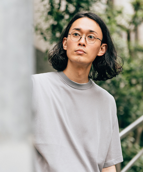 EDIFICE(エディフィス)の「16ゲージ コットンニット Tシャツ(ニット/セーター・メンズ・ブルー/イエロー/チャコールグレー/ブラック・MEDIUM/LARGE)」の14枚目の写真