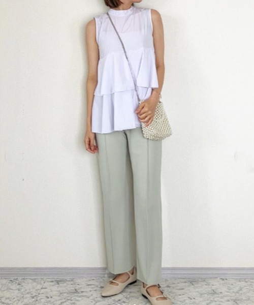 TeddyShop（テディショップ）の「【UVカット率 99%以上】レディース水着 ティアードフリルのペプラムラッシュガードトップス+ショートパンツ 上下2点セット（ラッシュガード・レディース・ブラック/ホワイト×ブラック/ブラウン/ネイビー・L/M）」の9枚目の写真