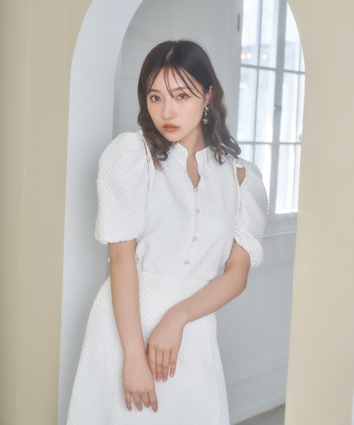 ANDGEEBEE(アンジービー)の「ジャガードリボンブラウス(シャツ/ブラウス・レディース・ホワイト/ブラック・MEDIUM)」の12枚目の写真